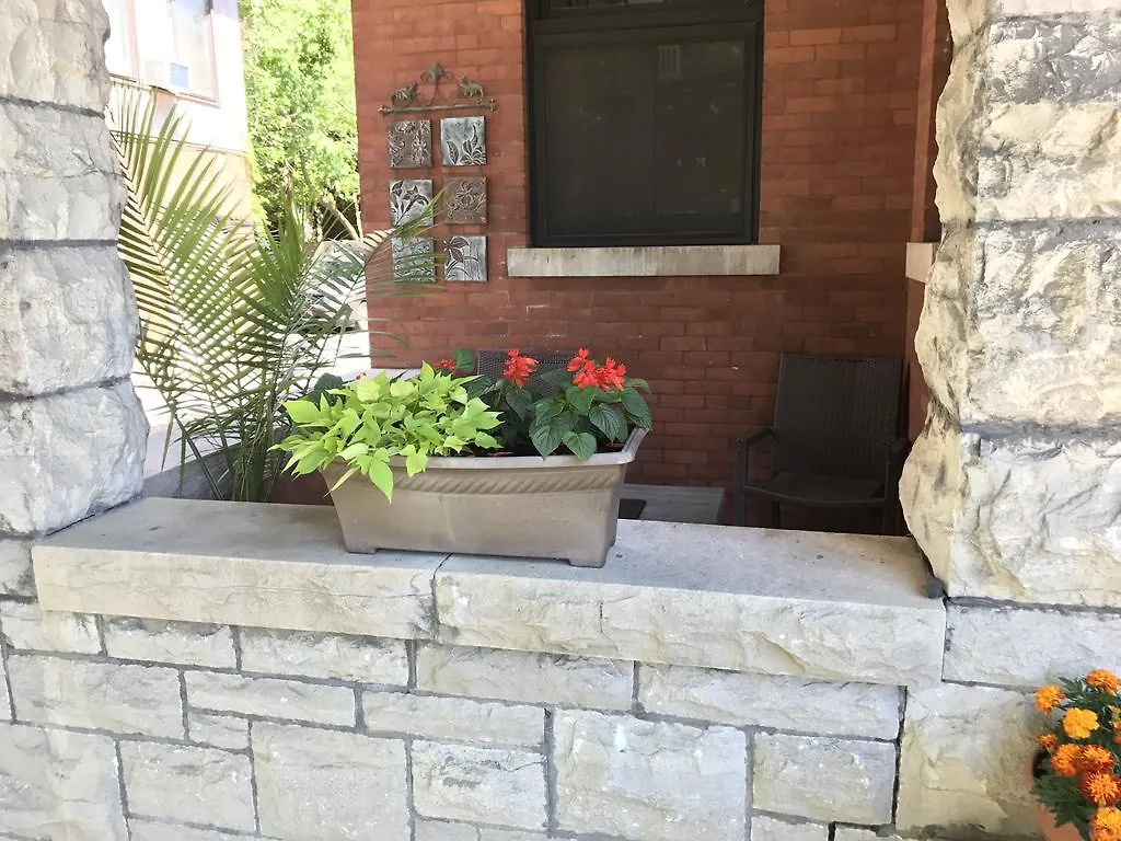 Marlborough Suites Ottawa Apartment